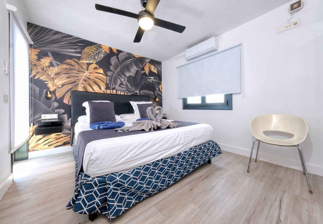 House in Puerto del Carmen - Casa Eva - Private Pool, BBQ & Free Parking By Lanzarote Vacation Homes House in Puerto del Carmen - Casa Eva - Private Pool, BBQ & Free Parking By Lanzarote Vacation Homes