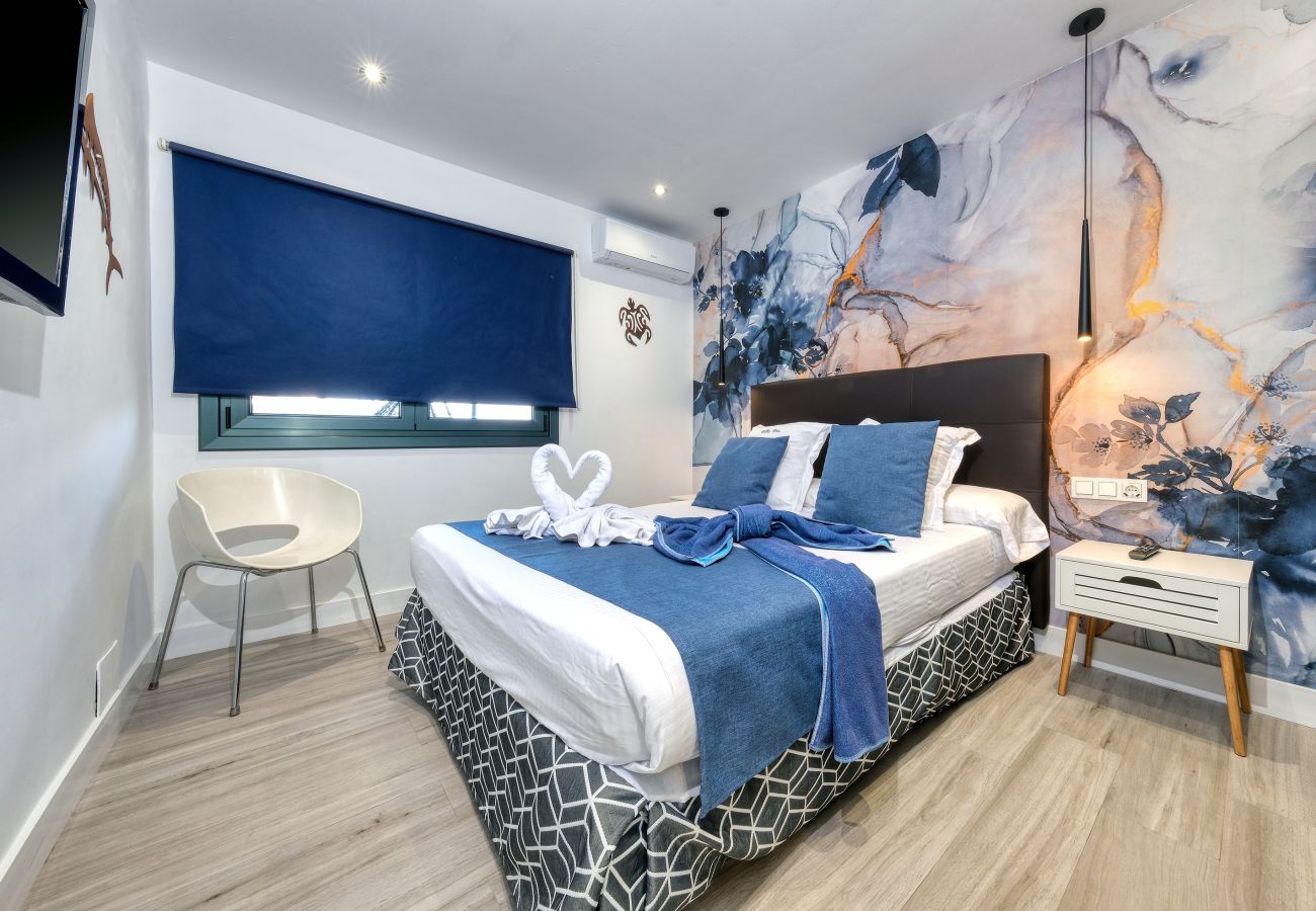 House in Puerto del Carmen - Casa Eva - Private Pool, BBQ & Free Parking By Lanzarote Vacation Homes House in Puerto del Carmen - Casa Eva - Private Pool, BBQ & Free Parking By Lanzarote Vacation Homes