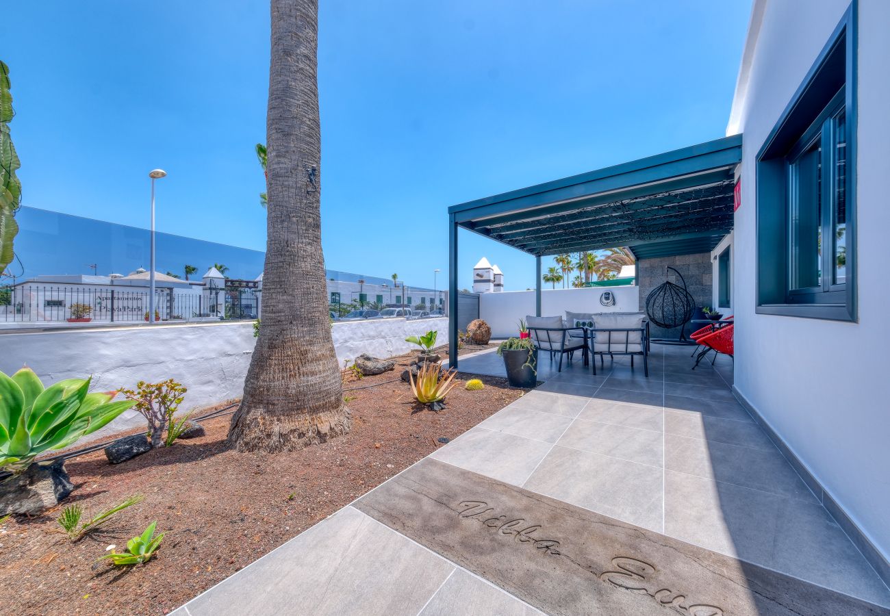 House in Puerto del Carmen - Casa Eva - Private Pool, BBQ & Free Parking By Lanzarote Vacation Homes House in Puerto del Carmen - Casa Eva - Private Pool, BBQ & Free Parking By Lanzarote Vacation Homes