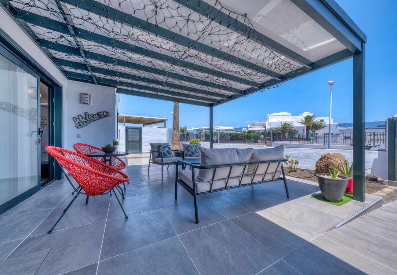 House in Puerto del Carmen - Casa Eva - Private Pool, BBQ & Free Parking By Lanzarote Vacation Homes House in Puerto del Carmen - Casa Eva - Private Pool, BBQ & Free Parking By Lanzarote Vacation Homes