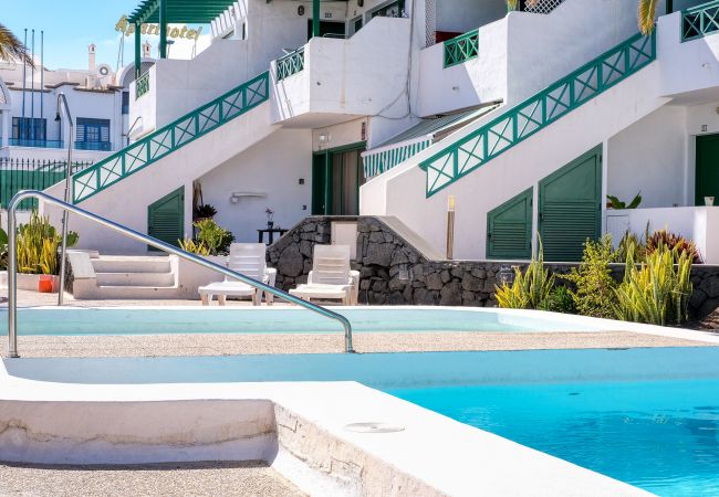 Apartment in Puerto del Carmen - Chez Carmen - Modern and cozy house with sea views, pool and fiber optic WIFI Apartment in Puerto del Carmen - Chez Carmen - Modern and cozy house with sea views, pool and fiber optic WIFI