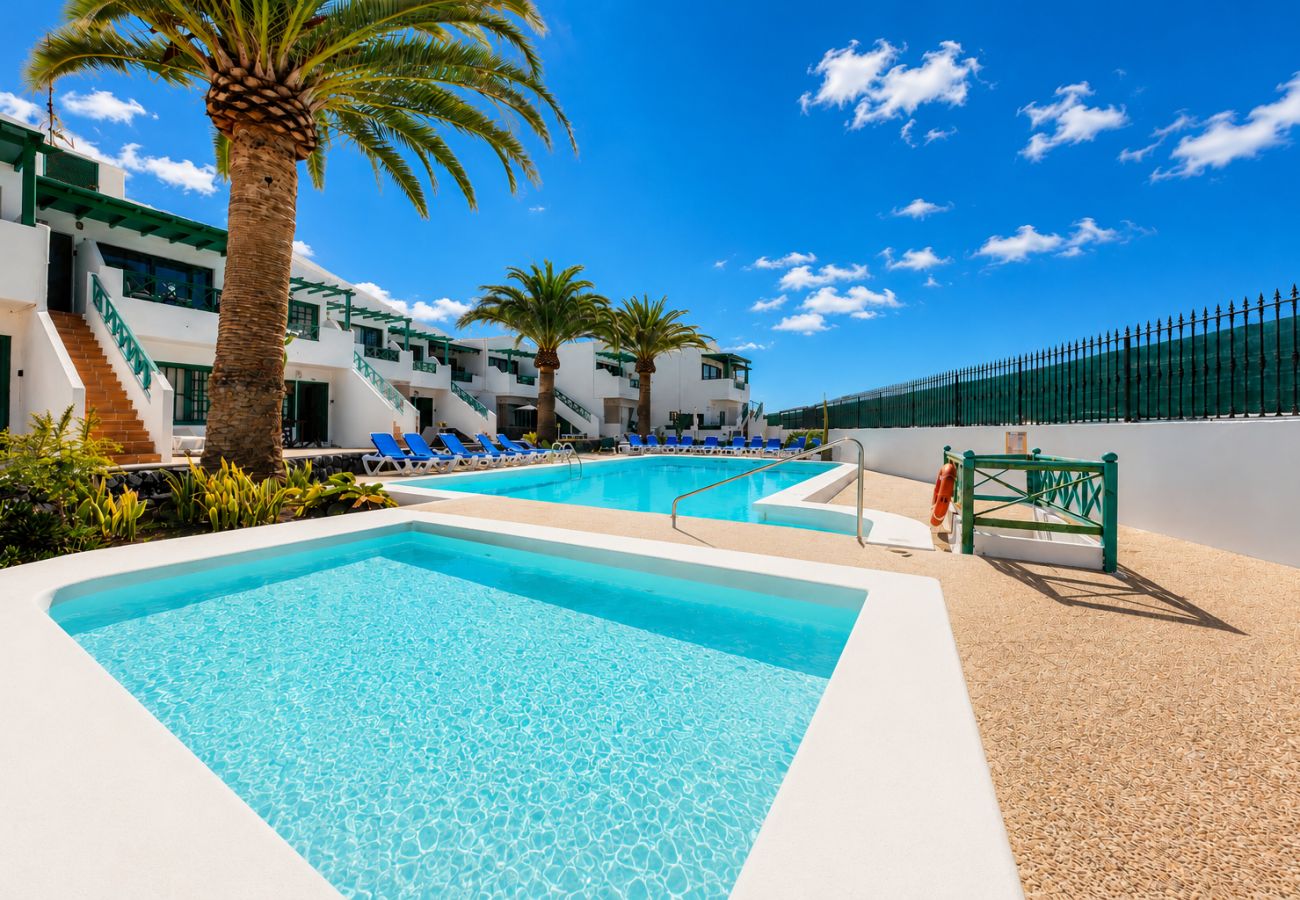 Apartment in Puerto del Carmen - Chez Carmen • Pool View • Beach 900M • LVH