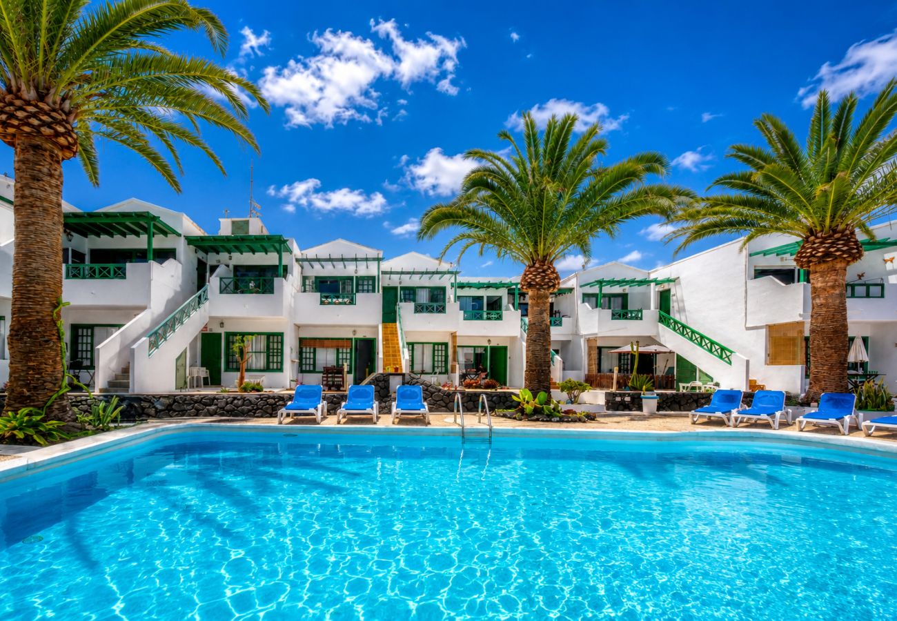 Apartment in Puerto del Carmen - Chez Carmen • Pool View • Beach 900M • LVH