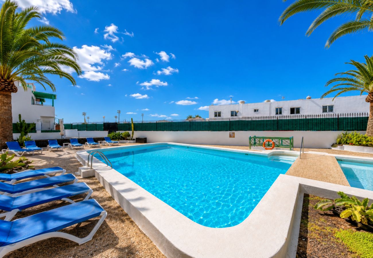 Apartment in Puerto del Carmen - Chez Carmen • Pool View • Beach 900M • LVH