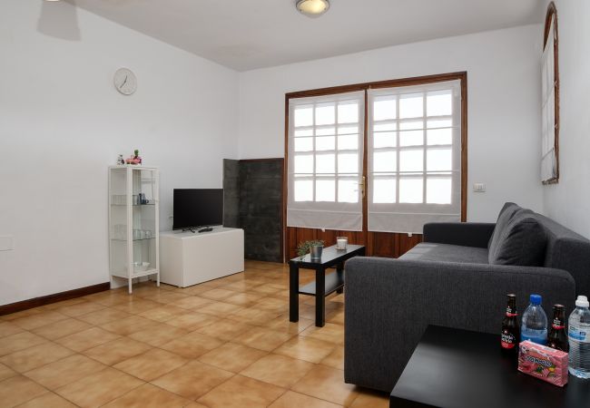 House in Puerto del Carmen - Sea Waves Lanzarote - Large terrace, community pool, WiFi with fiber House in Puerto del Carmen - Sea Waves Lanzarote - Large terrace, community pool, WiFi with fiber