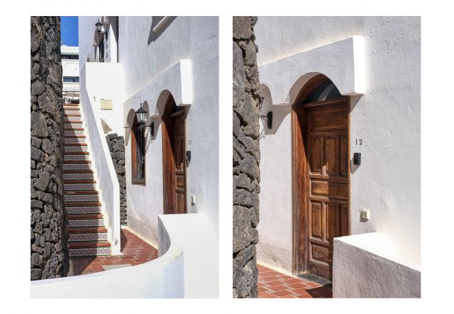 House in Puerto del Carmen - Sea Waves Lanzarote - Large terrace, community pool, WiFi with fiber House in Puerto del Carmen - Sea Waves Lanzarote - Large terrace, community pool, WiFi with fiber