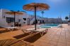 House in Puerto del Carmen - Sea Waves Lanzarote - Large terrace, community pool, WiFi with fiber House in Puerto del Carmen - Sea Waves Lanzarote - Large terrace, community pool, WiFi with fiber