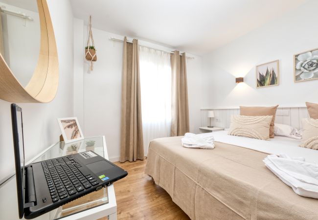 House in Puerto del Carmen - Sea of Lava - 2 bedrooms, close to the beach, perfect for families House in Puerto del Carmen - Sea of Lava - 2 bedrooms, close to the beach, perfect for families