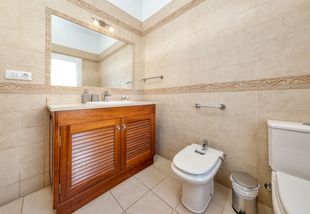 Villa in Puerto Calero - Villa Mar Azul Puerto Calero - Private Pool and BBQ By Lanzarote Vacation Homes