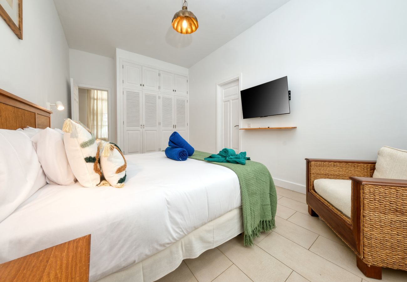 Villa in Puerto Calero - Villa Mar Azul Puerto Calero - Private Pool and BBQ By Lanzarote Vacation Homes