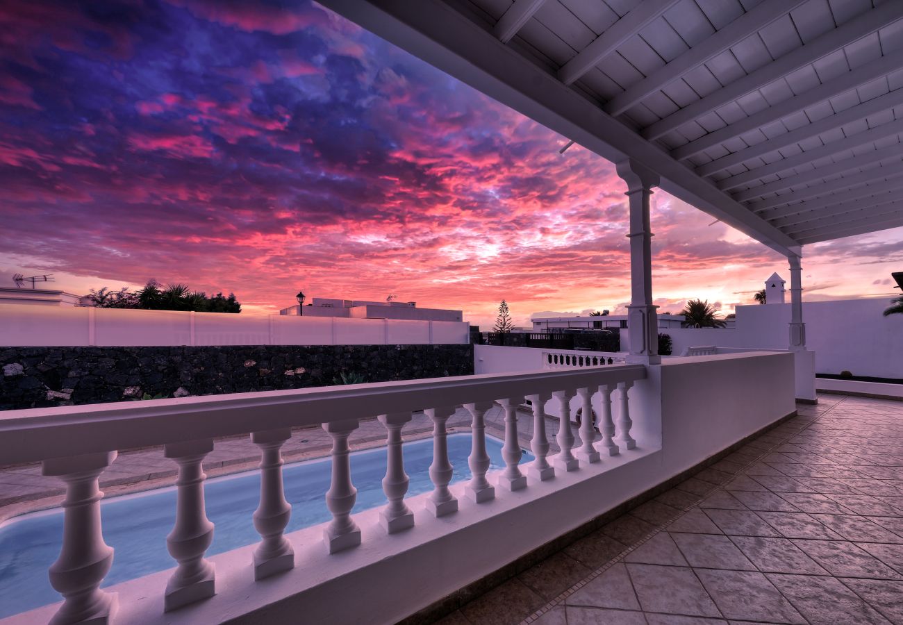 Villa in Puerto Calero - Villa Mar Azul Puerto Calero - Private Pool and BBQ By Lanzarote Vacation Homes