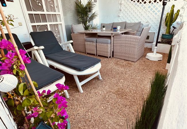 Studio in Puerto del Carmen - Suite Infinity Ocean - amazing pool and sea view Studio in Puerto del Carmen - Suite Infinity Ocean - amazing pool and sea view