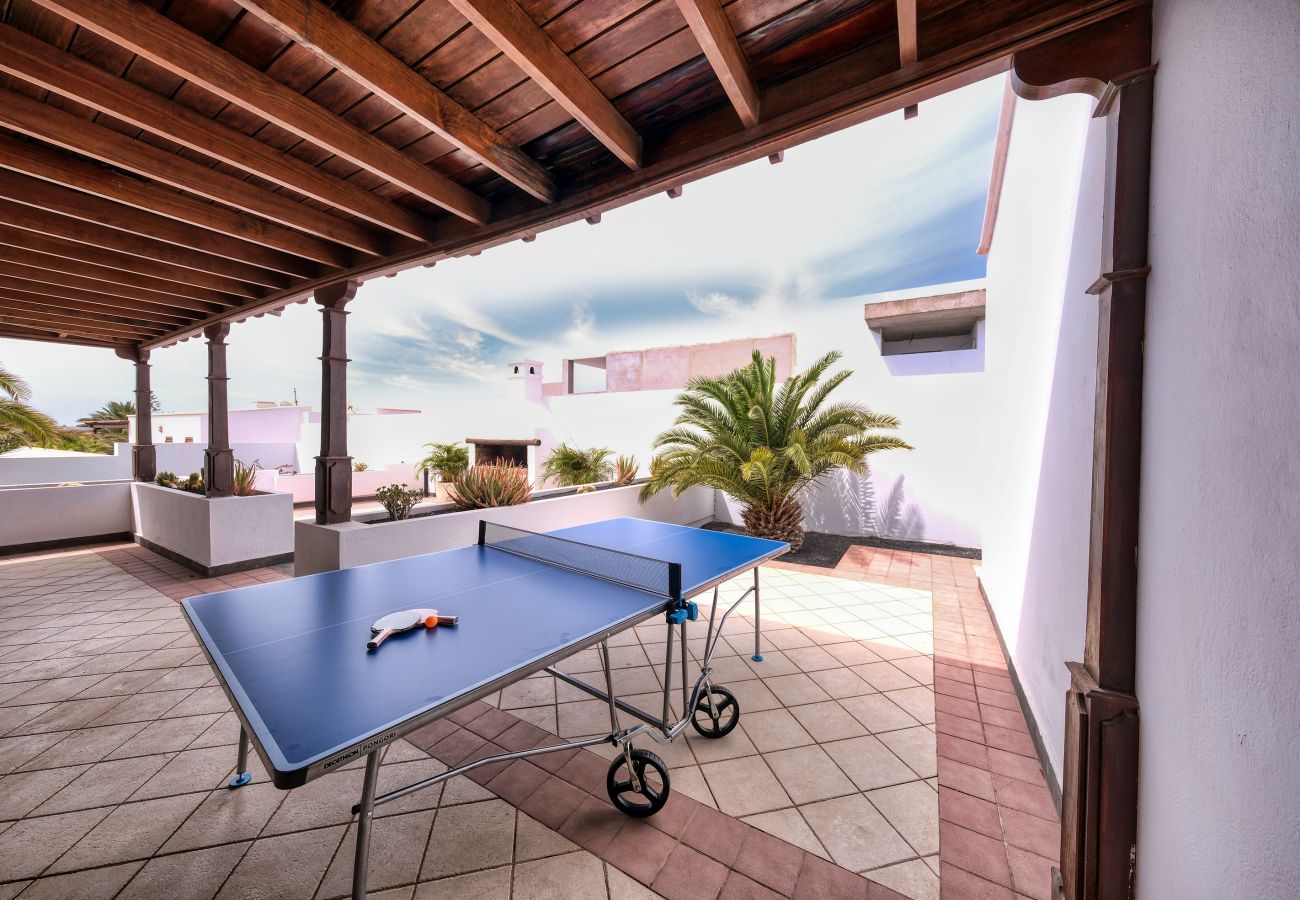 House in Puerto Calero - Casa Guayre - Pool, BBQ, AACC and Ping-Pong By LVH