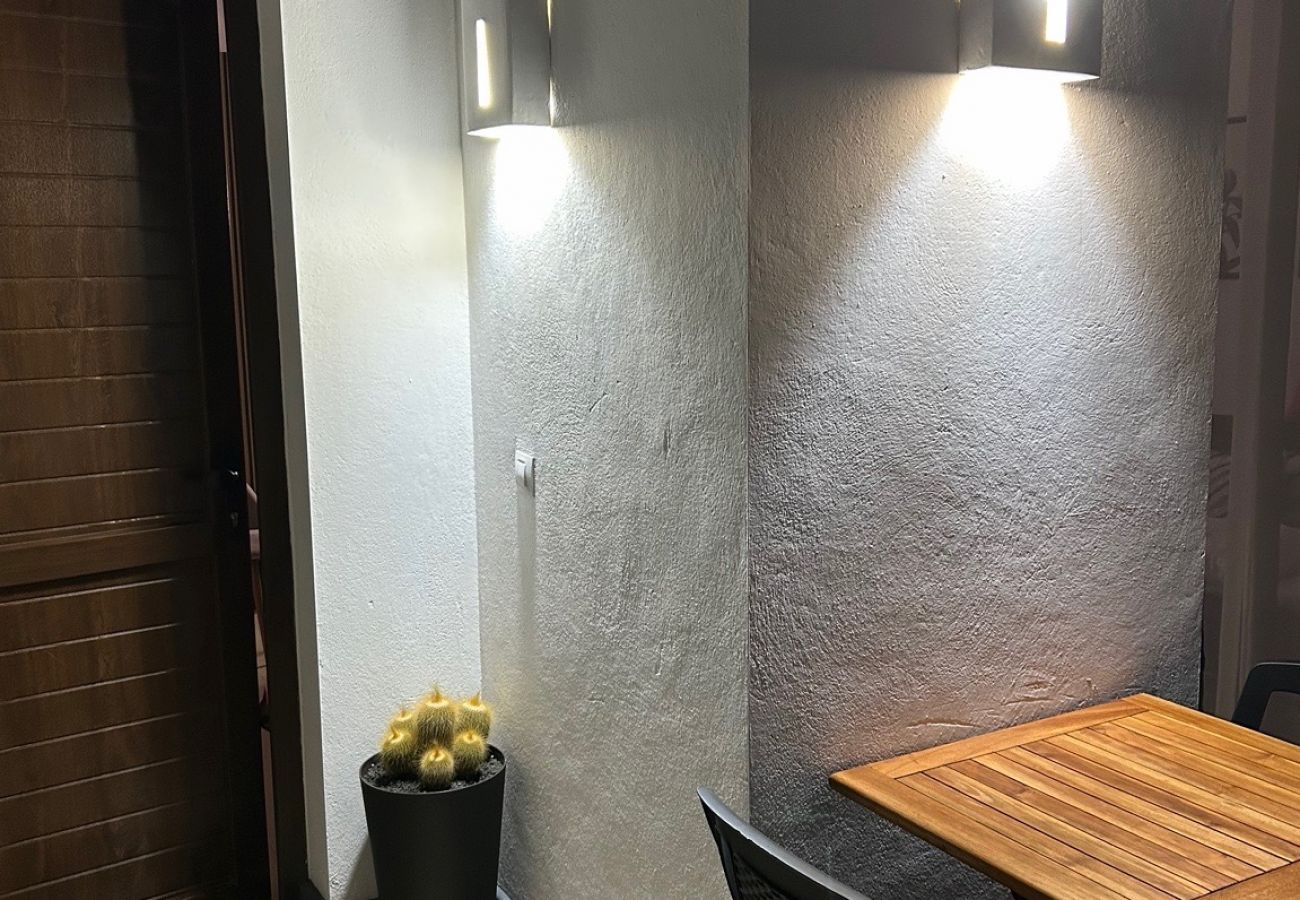 House in Puerto Calero - Casa Bleu - Duplex - Pool and BBQ By LVH