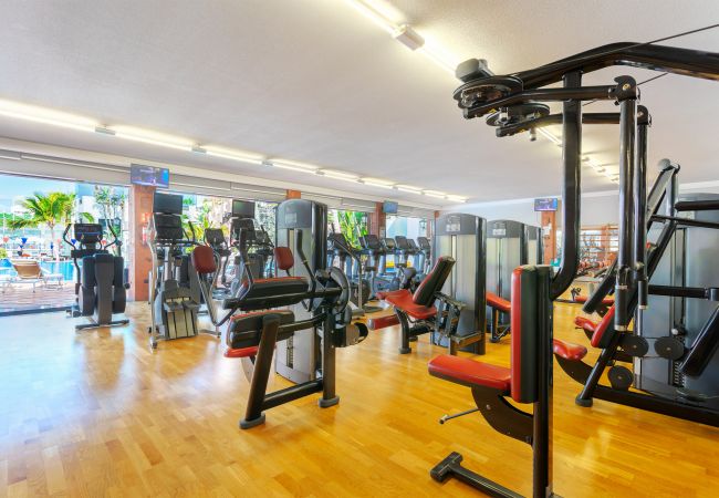 House in Puerto del Carmen - White Volcano -200 m from the beach-access to the fariones sports centre included (swimming pool, sauna, gym) House in Puerto del Carmen - White Volcano -200 m from the beach-access to the fariones sports centre included (swimming pool, sauna, gym)