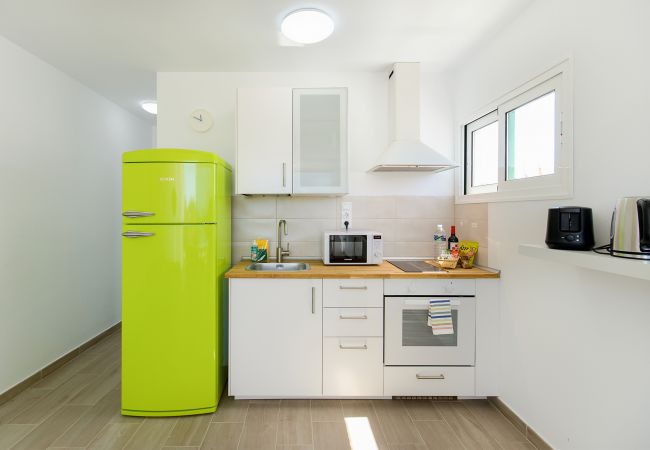 House in Puerto del Carmen - Green Volcano -200 m from the beach-access to the fariones sports centre included (swimming pool, sauna, gym) House in Puerto del Carmen - Green Volcano -200 m from the beach-access to the fariones sports centre included (swimming pool, sauna, gym)