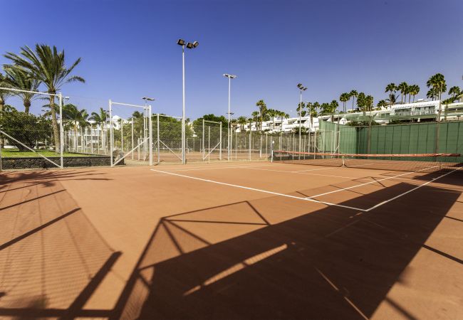 House in Puerto del Carmen - Green Volcano -200 m from the beach-access to the fariones sports centre included (swimming pool, sauna, gym) House in Puerto del Carmen - Green Volcano -200 m from the beach-access to the fariones sports centre included (swimming pool, sauna, gym)
