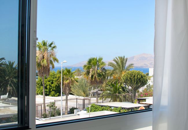 House in Puerto del Carmen - Red Volcano - 00 m from the beach-access to the fariones sports centre included (swimming pool, sauna, gym) House in Puerto del Carmen - Red Volcano - 00 m from the beach-access to the fariones sports centre included (swimming pool, sauna, gym)