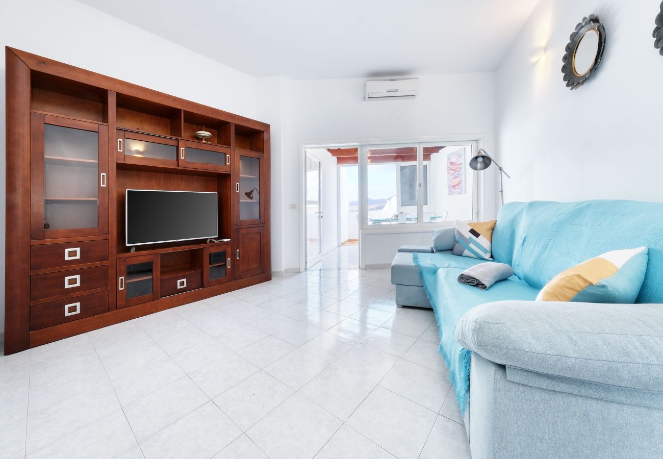 House in Puerto del Carmen - Casa el Varadero - Pool and Gym By LVH