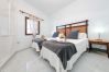 House in Puerto del Carmen - Casa el Varadero - Access Pool and Sport Center and Air-Con House in Puerto del Carmen - Casa el Varadero - Access Pool and Sport Center and Air-Con