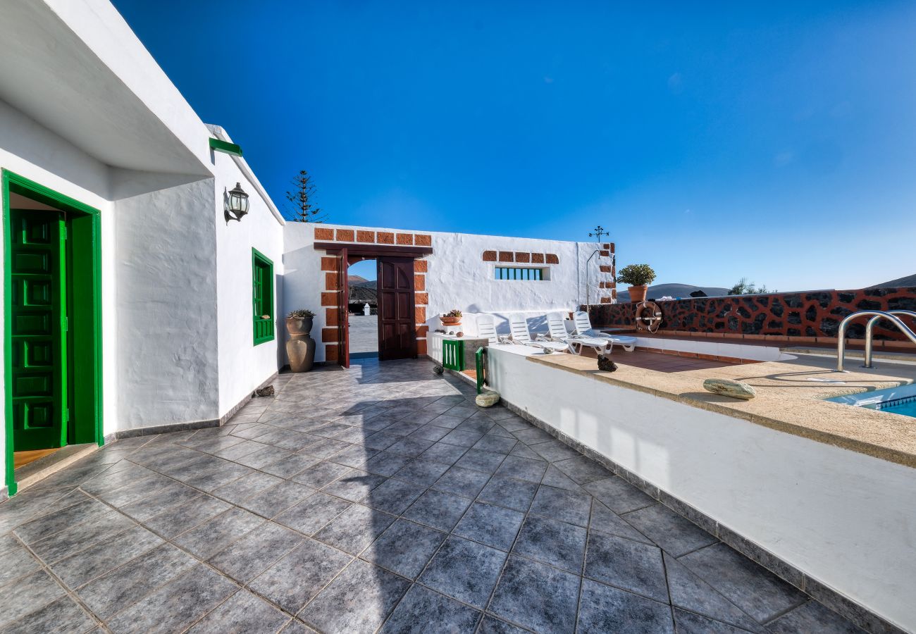 House in Yaiza - Casa Diama 2: view of La Geria and shared pool  House in Yaiza - Casa Diama 2: view of La Geria and shared pool