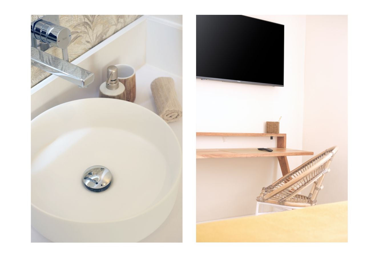 House in Puerto del Carmen - la Joya Suites - 150M from the beach By LVH