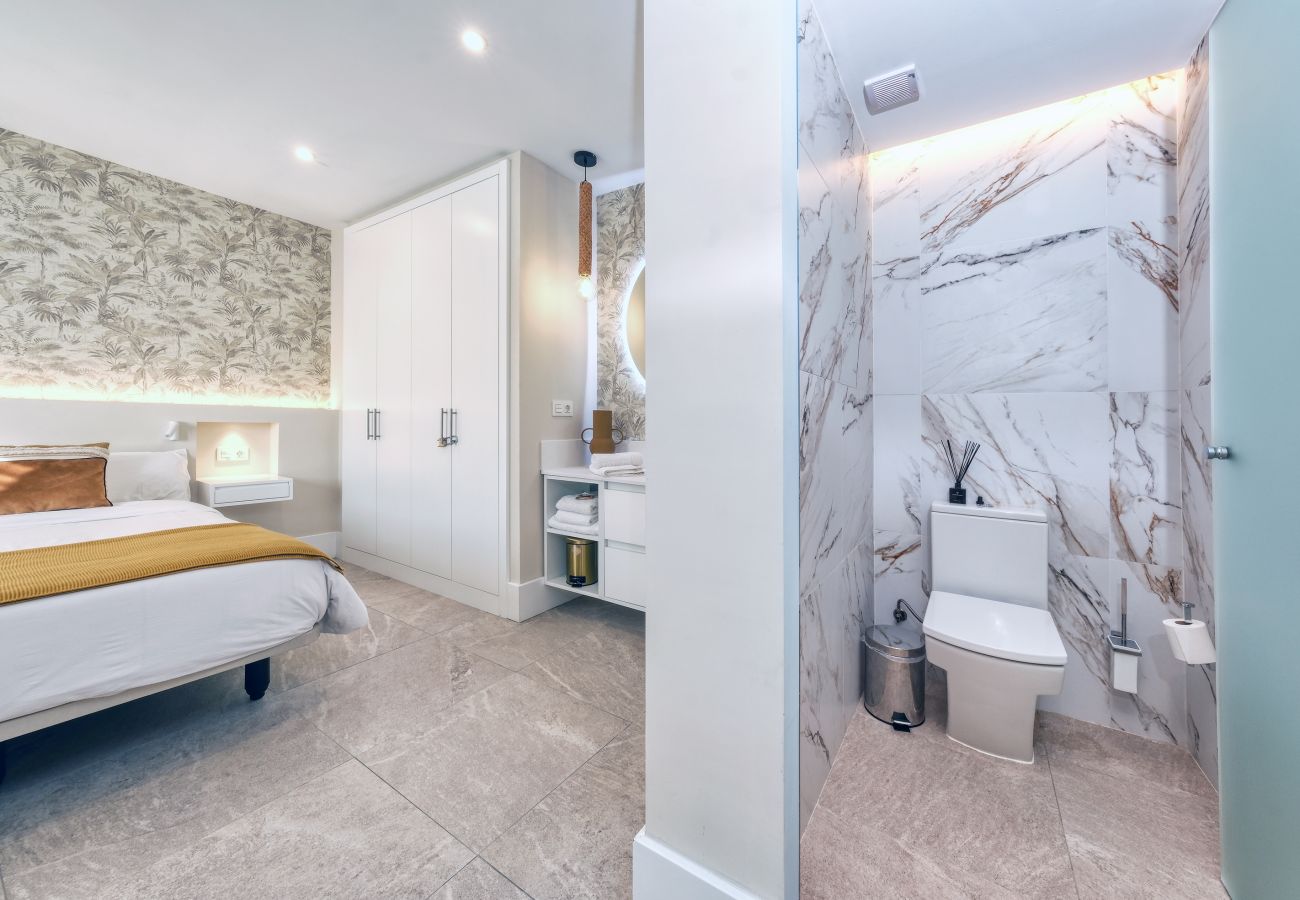 House in Puerto del Carmen - la Joya Suites - 150M from the beach By LVH