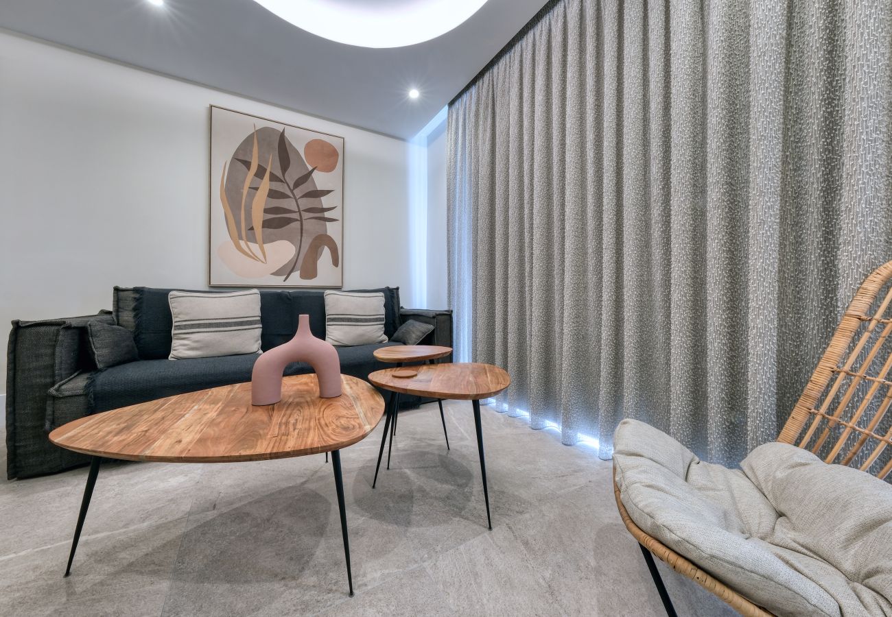 House in Puerto del Carmen - la Joya Suites - 150M from the beach By LVH