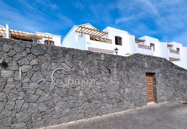 House in Puerto del Carmen - Casa Appia 300m from the beach, heated pool House in Puerto del Carmen - Casa Appia 300m from the beach, heated pool