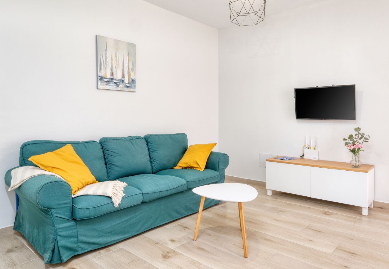 House in Puerto del Carmen - Casa Toni - Next to the Beach By LVH