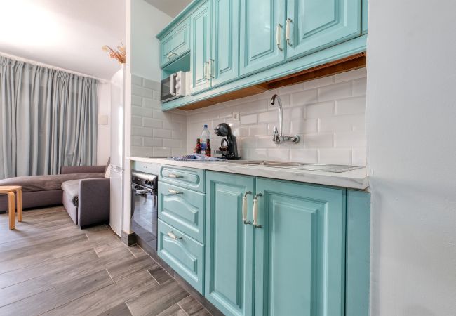 House in Puerto del Carmen - Casa Emilia-close to all amenities and beach House in Puerto del Carmen - Casa Emilia-close to all amenities and beach