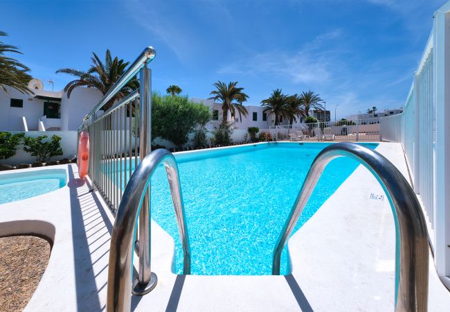 House in Puerto del Carmen - Casa Emilia-close to all amenities and beach House in Puerto del Carmen - Casa Emilia-close to all amenities and beach
