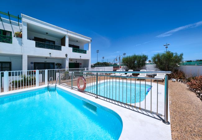House in Puerto del Carmen - Casa Emilia-close to all amenities and beach House in Puerto del Carmen - Casa Emilia-close to all amenities and beach