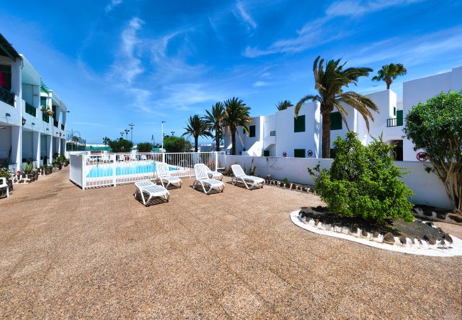 House in Puerto del Carmen - Casa Emilia-close to all amenities and beach House in Puerto del Carmen - Casa Emilia-close to all amenities and beach