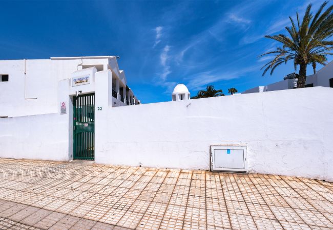 House in Puerto del Carmen - Casa Emilia-close to all amenities and beach House in Puerto del Carmen - Casa Emilia-close to all amenities and beach
