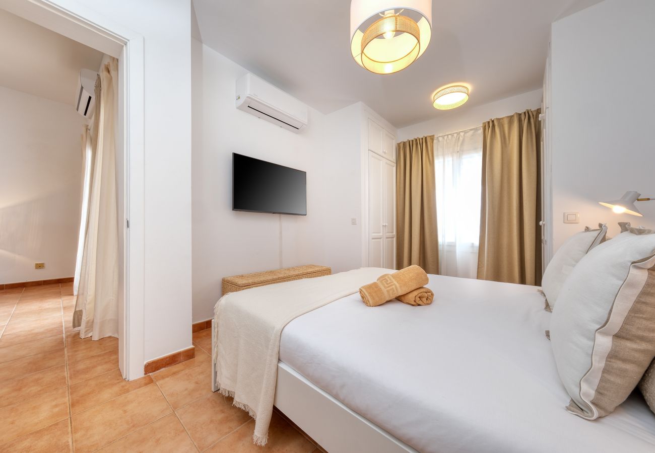 Villa in Playa Blanca - Villa Malolo - Private Pool and Jacuzzi By Lanzarote Vacation Homes