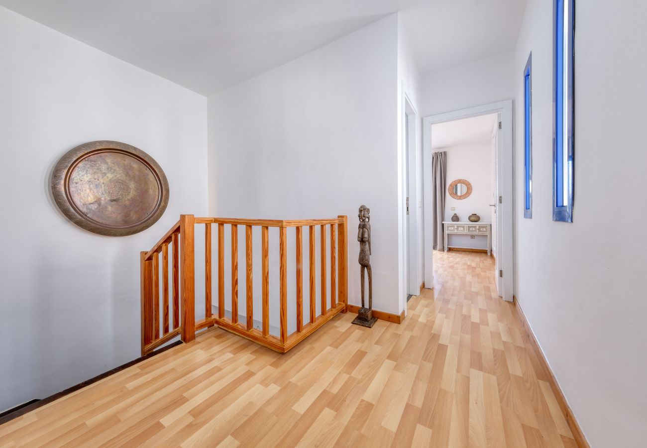 House in Playa Blanca - Playa Blanca Sunset - Pool and BBQ By LVH