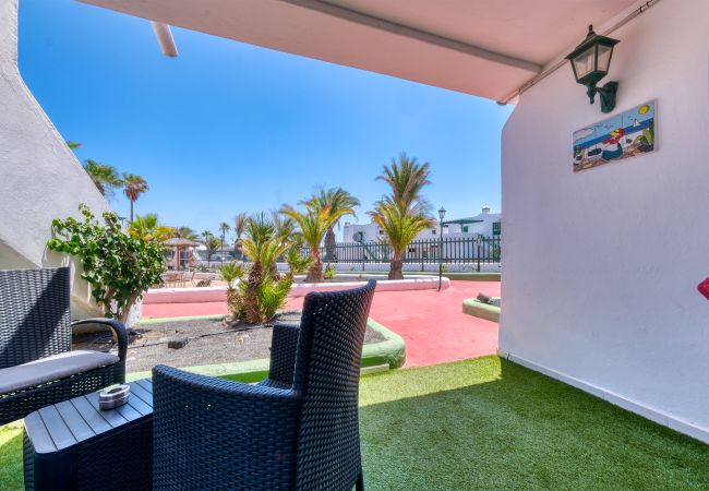 House in Puerto del Carmen - Vela Azul POOL & TENNIS - free AC &Good WIFI- Smart TV House in Puerto del Carmen - Vela Azul POOL & TENNIS - free AC &Good WIFI- Smart TV