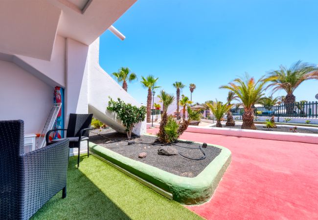 House in Puerto del Carmen - Vela Azul POOL & TENNIS - free AC &Good WIFI- Smart TV House in Puerto del Carmen - Vela Azul POOL & TENNIS - free AC &Good WIFI- Smart TV
