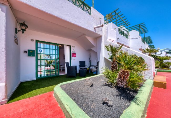 House in Puerto del Carmen - Vela Azul POOL & TENNIS - free AC &Good WIFI- Smart TV House in Puerto del Carmen - Vela Azul POOL & TENNIS - free AC &Good WIFI- Smart TV