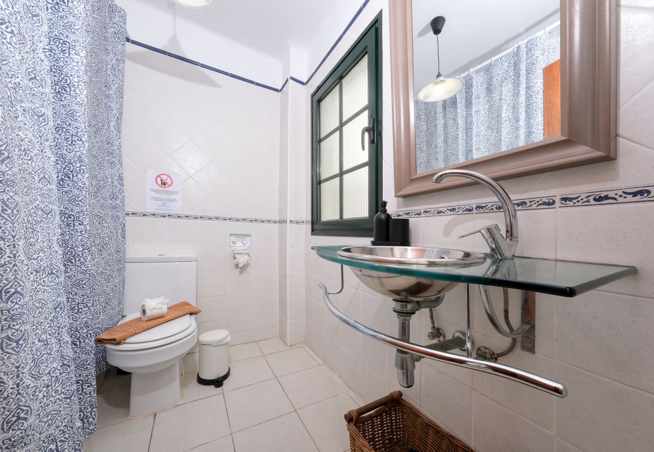 House in Punta Mujeres - Casa Hibiscus - Shared Pool and BBQ By LVH