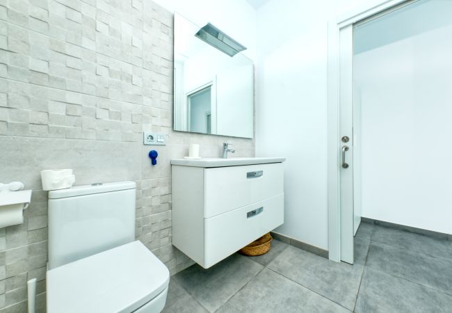 House in  Famara - Karma Famara 1 -25m from the beach, fast wifi and roof top terrace  House in  Famara - Karma Famara 1 -25m from the beach, fast wifi and roof top terrace