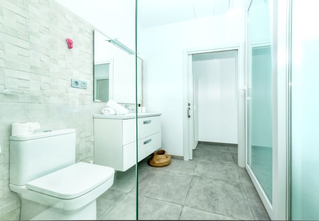House in  Famara - Karma Famara 2 -  25m from the beach, fast wifi and roof top terrace  House in  Famara - Karma Famara 2 -  25m from the beach, fast wifi and roof top terrace