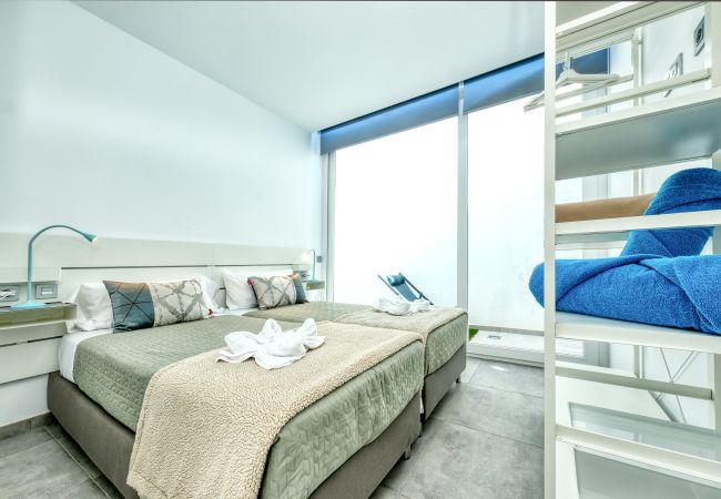 House in  Famara - Karma Famara 2 -  25m from the beach, fast wifi and roof top terrace  House in  Famara - Karma Famara 2 -  25m from the beach, fast wifi and roof top terrace