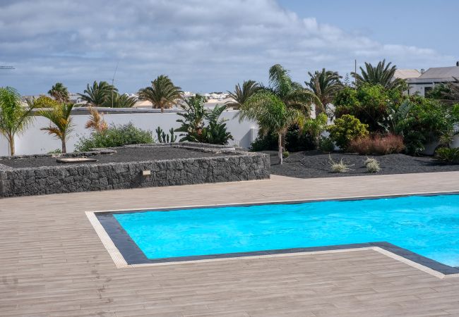  in Costa Teguise - SugarSand Senator in a complex with pool