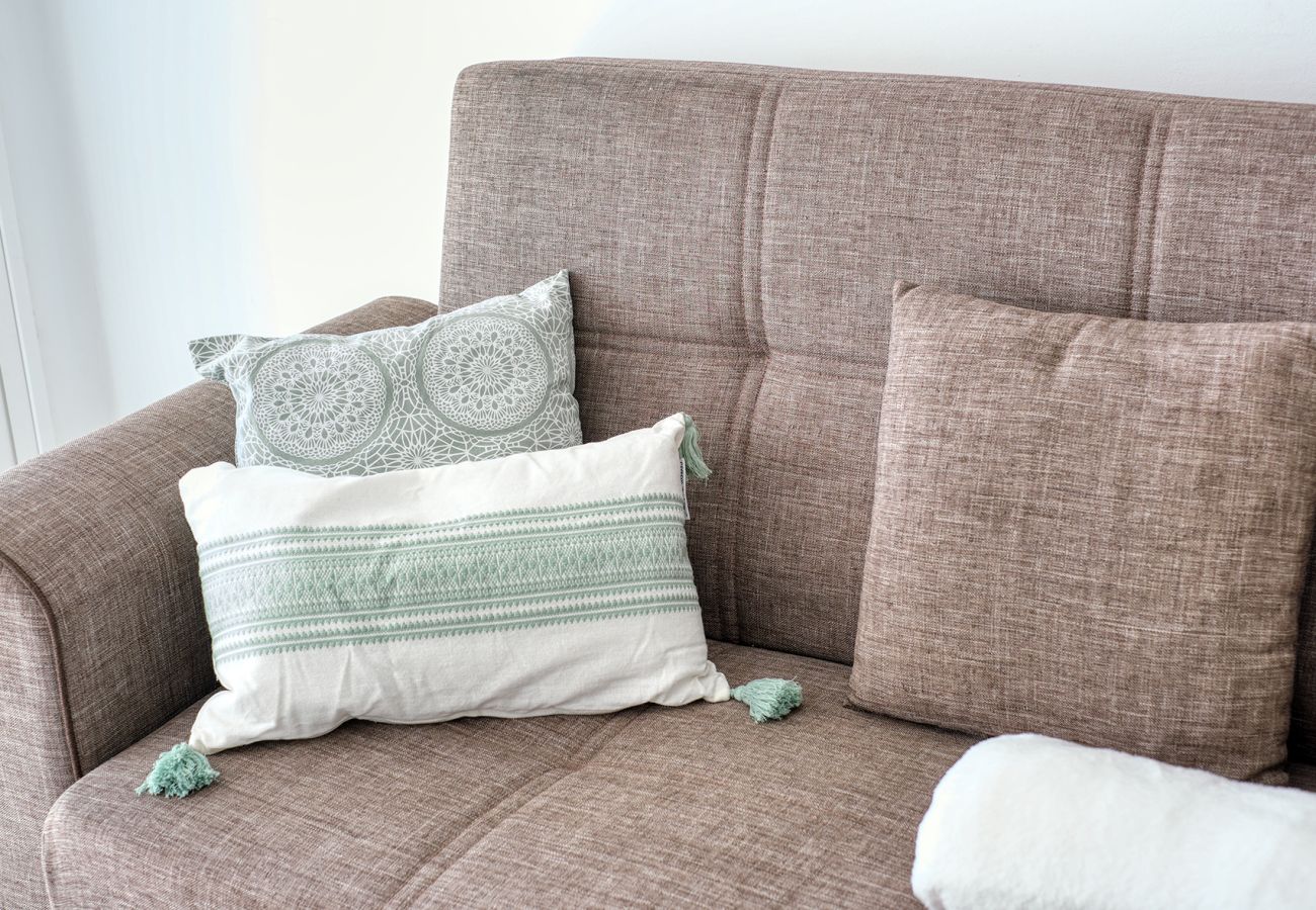 House in Costa Teguise - Suite ANIAGUA Bright holiday home with pool view