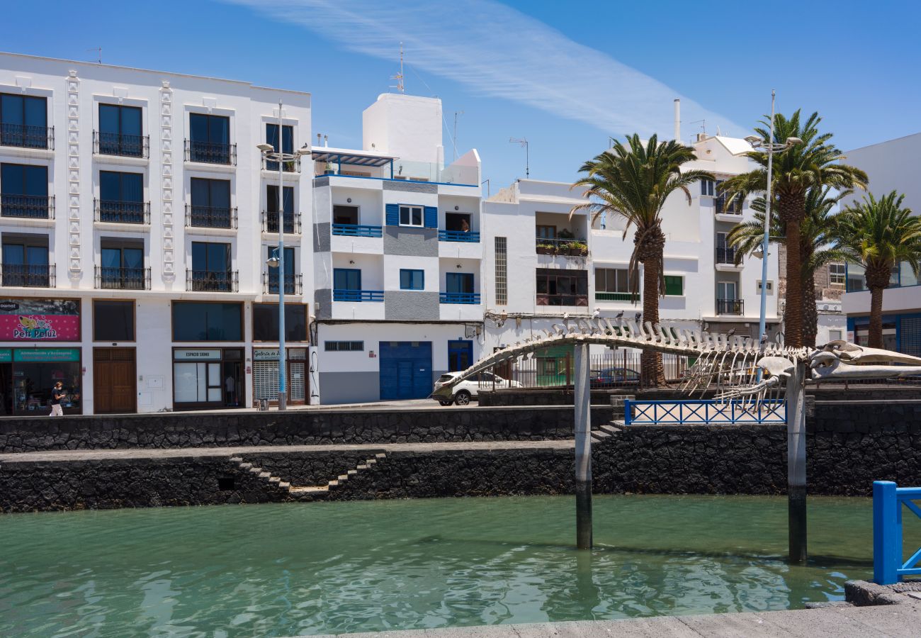 House in Arrecife - LIVING EL CHARCO-Perfect Views & Location