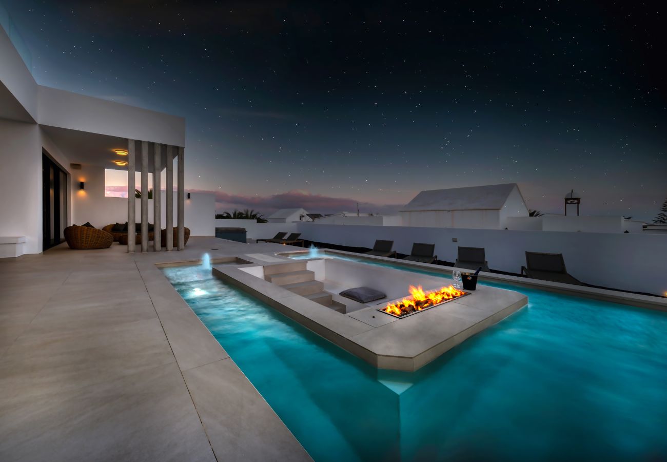 Villa in Puerto Calero - White House - Fire pit and private pool By Lanzarote Vacation Homes