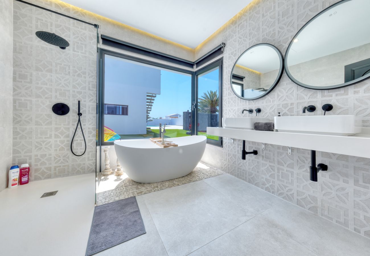 Villa in Puerto Calero - White House - Fire pit and private pool By Lanzarote Vacation Homes