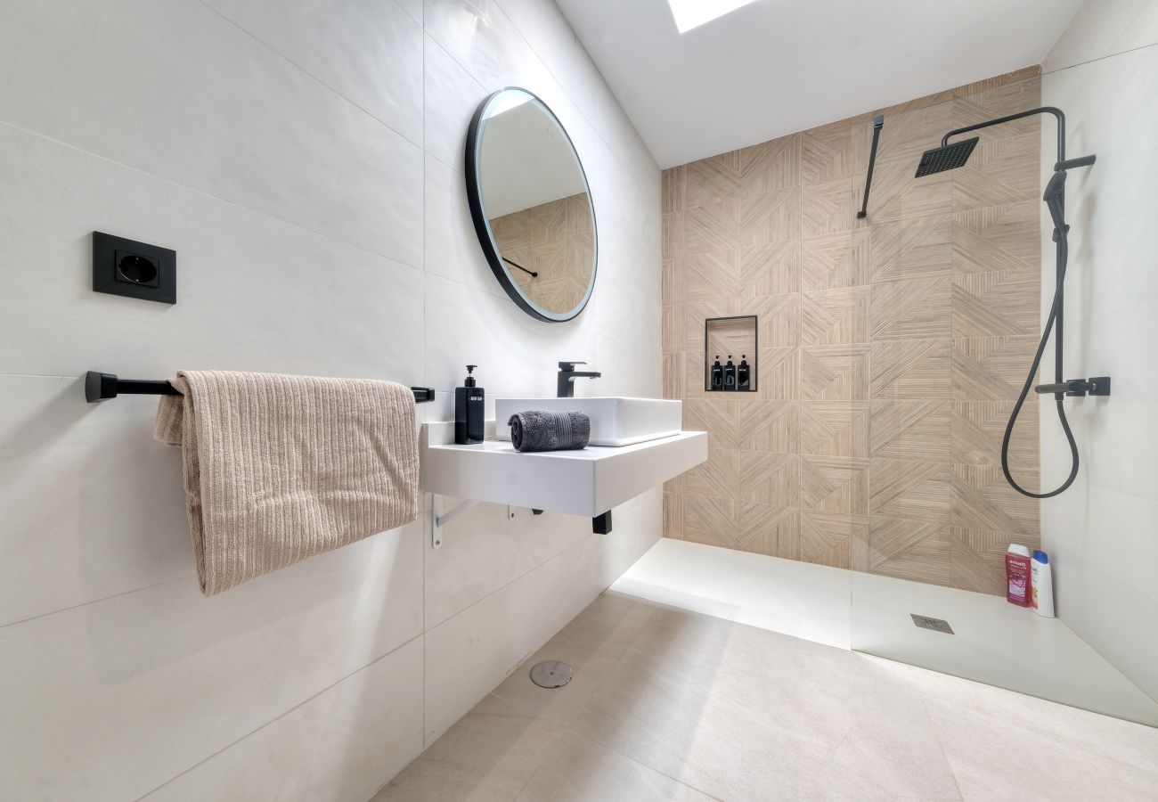 Villa in Puerto Calero - White House - Fire pit and private pool By Lanzarote Vacation Homes